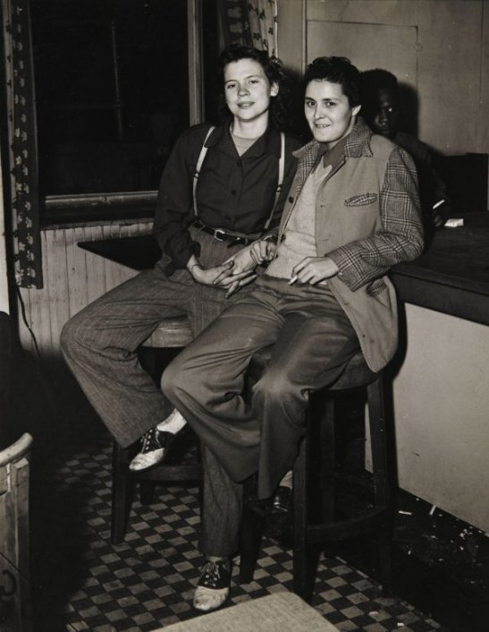 pride weegee girls at the bar 1946